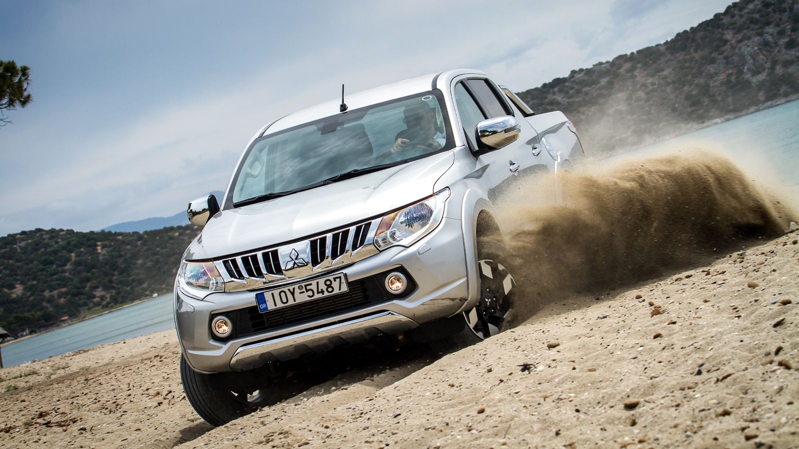 Πιο δυναμικό από ποτέ, το Mitsubishi L200 Iron είναι πλέον διαθέσιμο και στην ελληνική αγορά. 