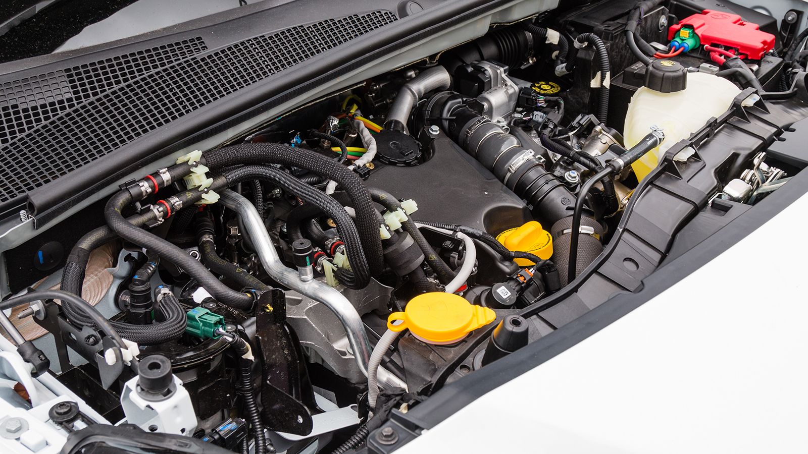 Αναλόγως της έκδοσης, το Mercedes-Benz Citan 5ετίας προσφέρεται ως πετρελαιοκίνητο με ισχύ από 95 – 116 άλογα. 