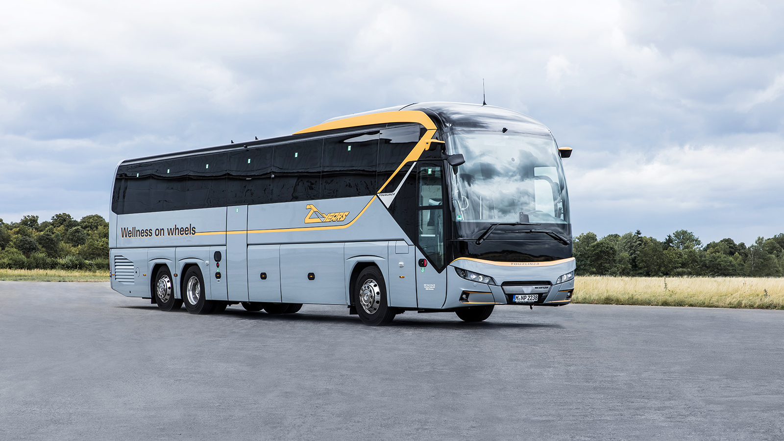 Neoplan Tourliner: Ασφάλεια και άνεση, με ισχύ 440, 480 ή 520hp