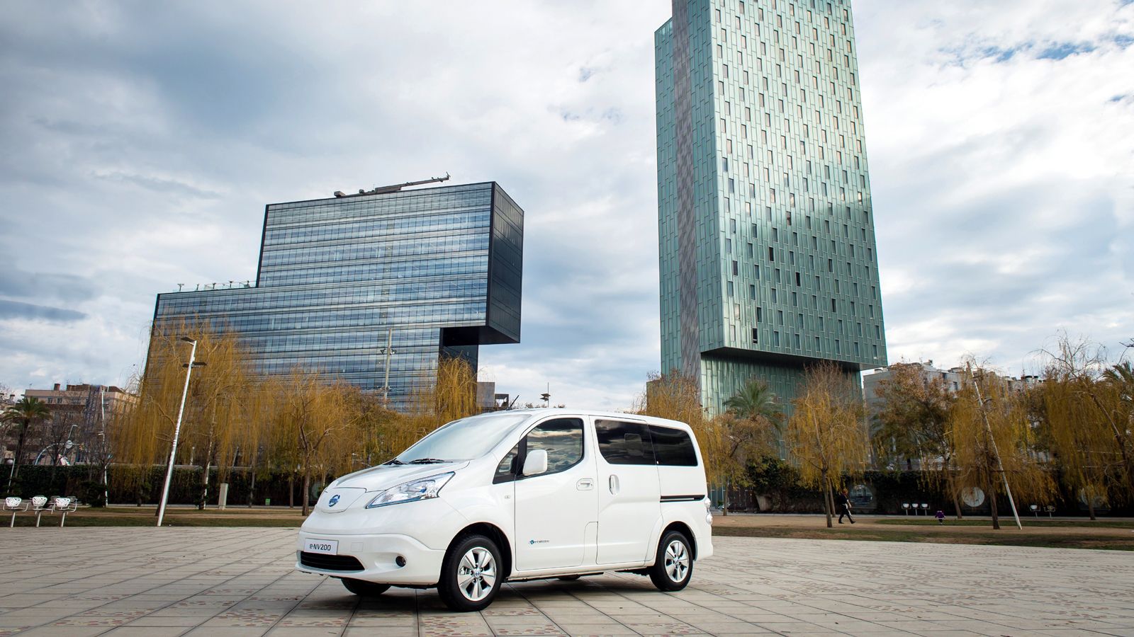 Η Nissan παρουσίασε τη νέα έκδοση του e-NV200 που πλέον επιδεικνύει αυξημένη κατά 60% αυτονομία, έως και 280 χλμ.