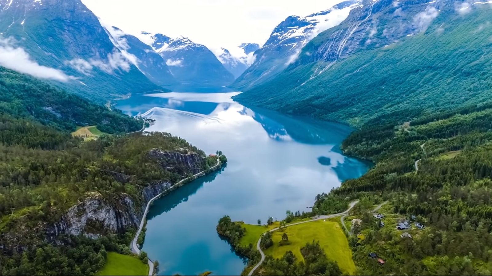 Ο αυτοκινητόδρομος του μέλλοντος! (+vid)