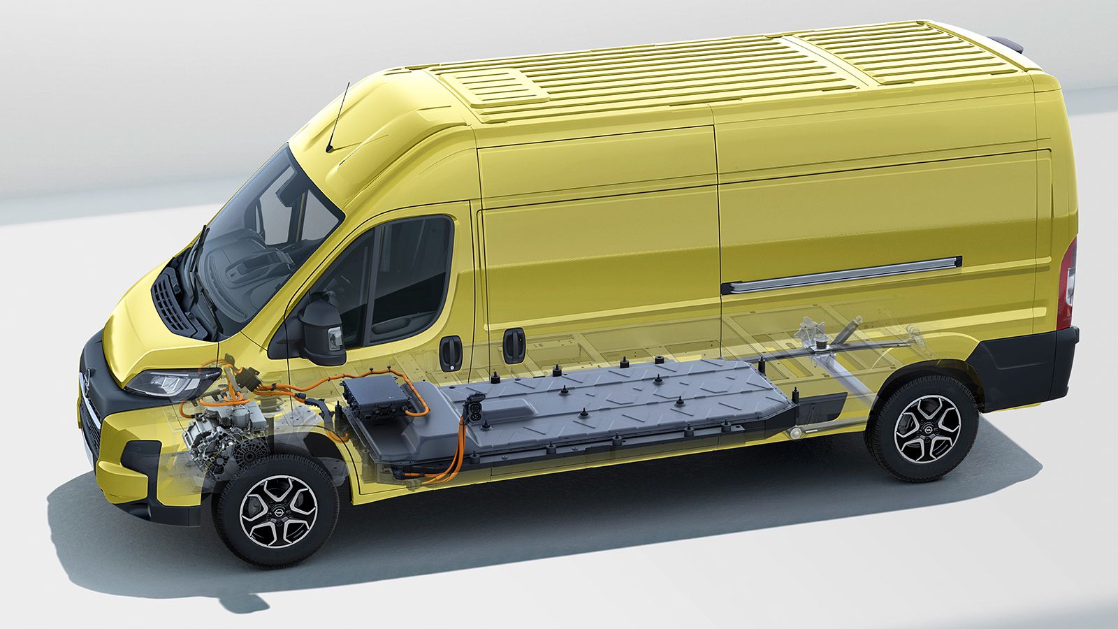 Opel Movano σε διαδικασία φόρτισης