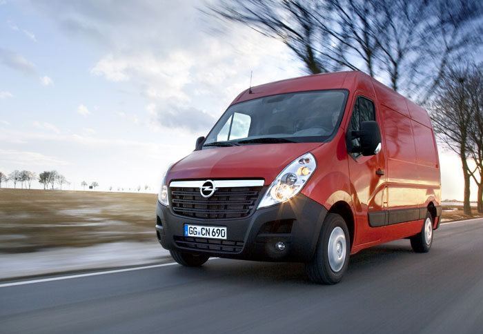 Οδηγούμε το νέο Van της Opel
