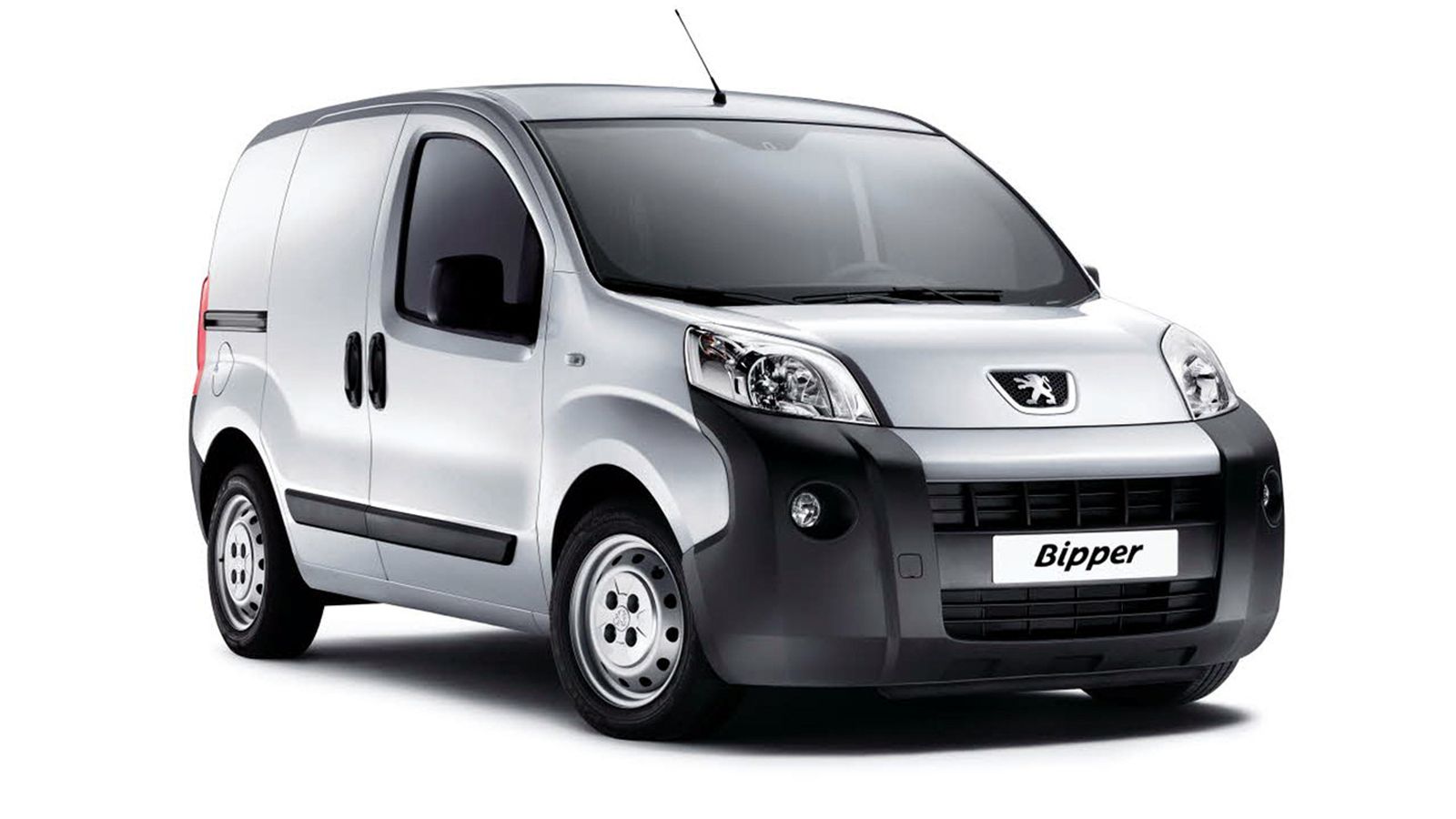 Το Peugeot Bipper ήταν το 2ο πιο δημοφιλές ελαφρύ επαγγελματικό στην Ελλάδα κατά το 2017, «ανεβαίνοντας» συνολικά 22 θέσεις στην γενική κατάταξη πωλήσ