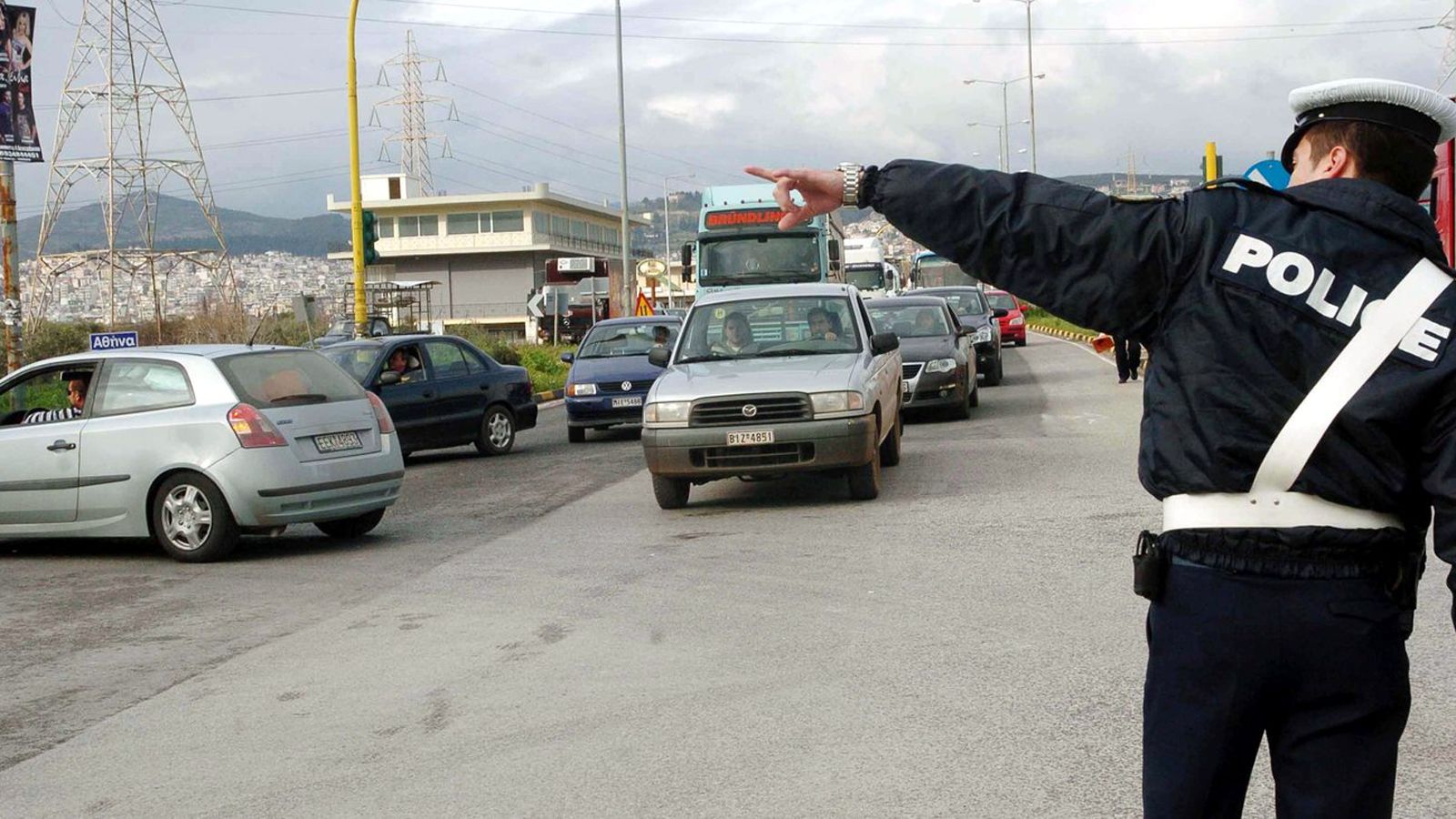 Εντός των ημερών αναμένεται να εκδοθεί Κ.Υ.Α. για τη μείωση των προστίμων του Κ.Ο.Κ. κατά το ήμισυ σε σχέση με τα όσα ισχύουν έως σήμερα.
