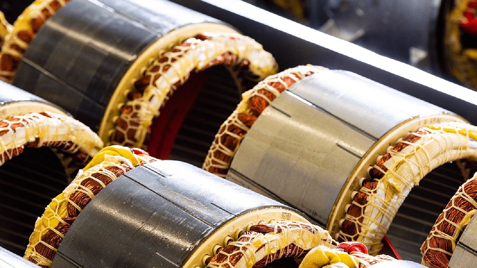 Με χαμηλή κατανάλωση ενέργειας και υψηλή απόδοση (200 kW) ο νέος ηλεκτρικός κινητήρας της Renault, ο οποίος δε θα κάνει χρήση Σπάνιων Γαιών.