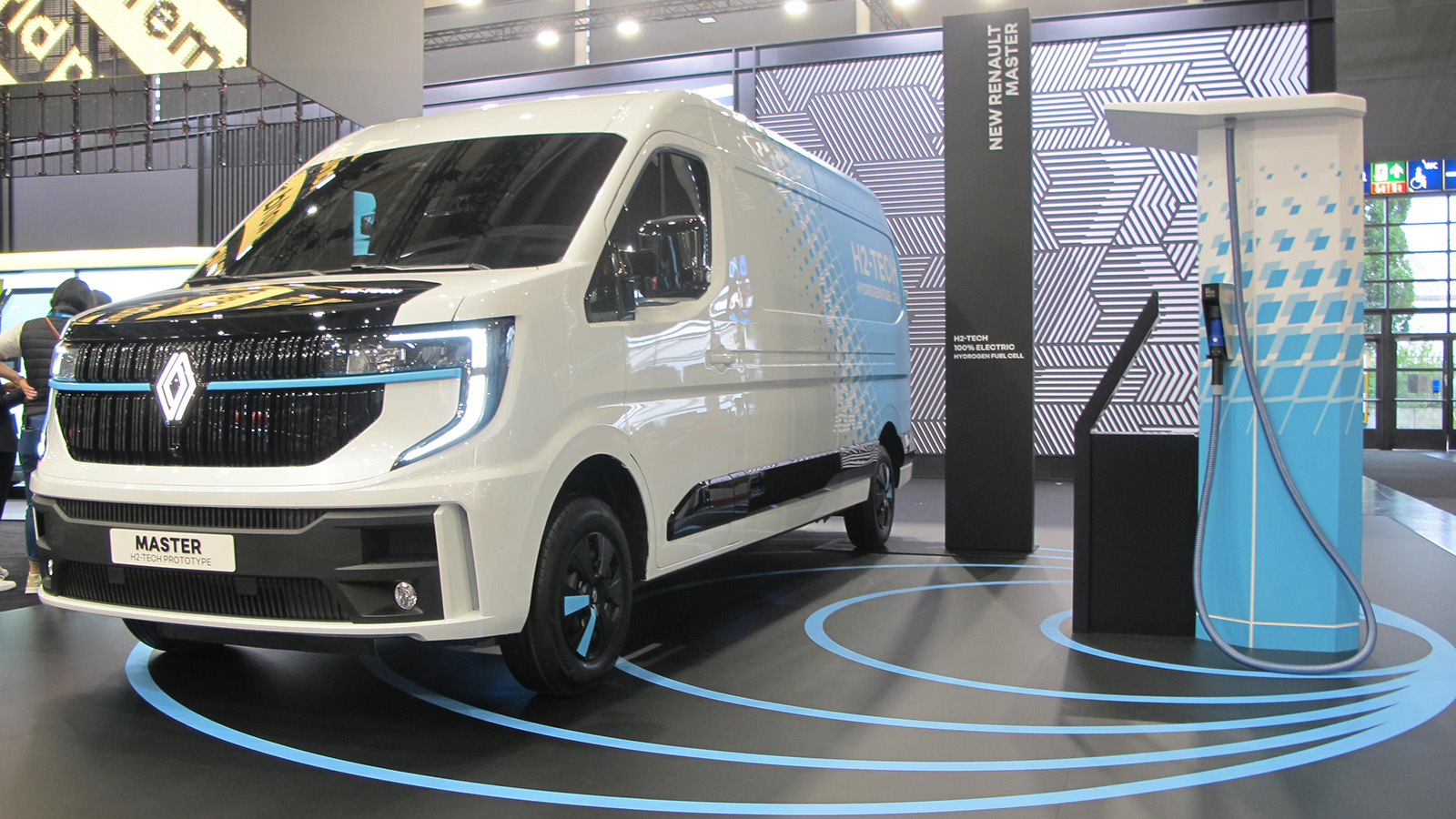 Renault Master H2-TECH: Το 2025 έρχεται στην αγορά η νέα γενιά!
