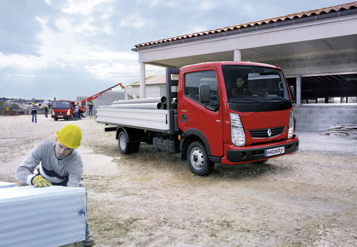 Ανανέωση στα σημεία για το Renault Maxity