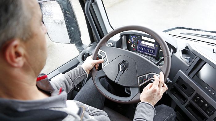 Μέσω της εφαρμογής SmartFreight, η Renault Trucks προσφέρει τη δυνατότητα εκτέλεσης των δρομολογίων ενός φορτηγού στον ελάχιστο δυνατό χρόνο. 