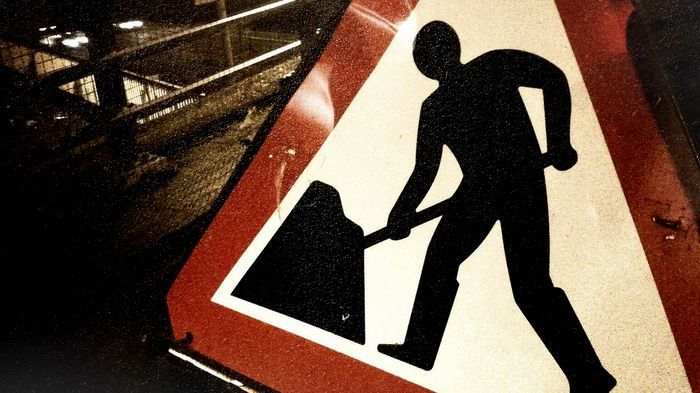 Νέα πινακίδα μεταβλητών μηνυμάτων στην Εθνική Οδό Αθηνών-Λαμίας!