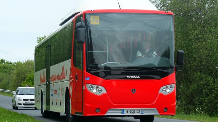 Το Scania OmniExpress 320 είναι το πρώτο λεωφορείο τεχνολογίας Euro6 με κινητήρα φυσικού αερίου που δοκιμάζεται πιλοτικά στην Γαλλία.