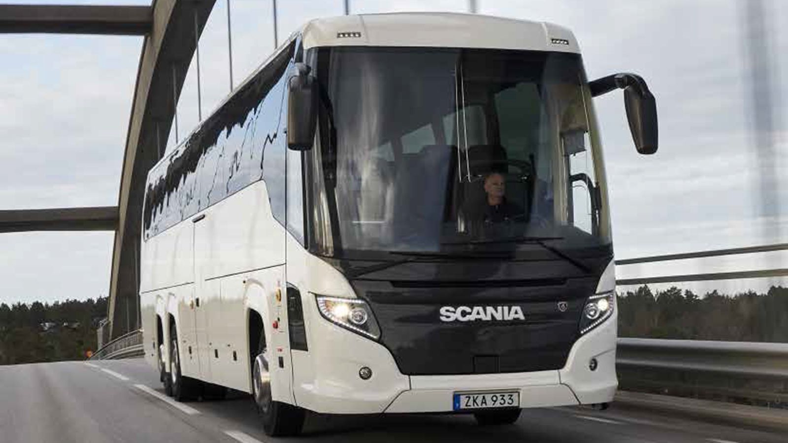 Με αναβαθμισμένα χαρακτηριστικά το νέο Scania Touring.
