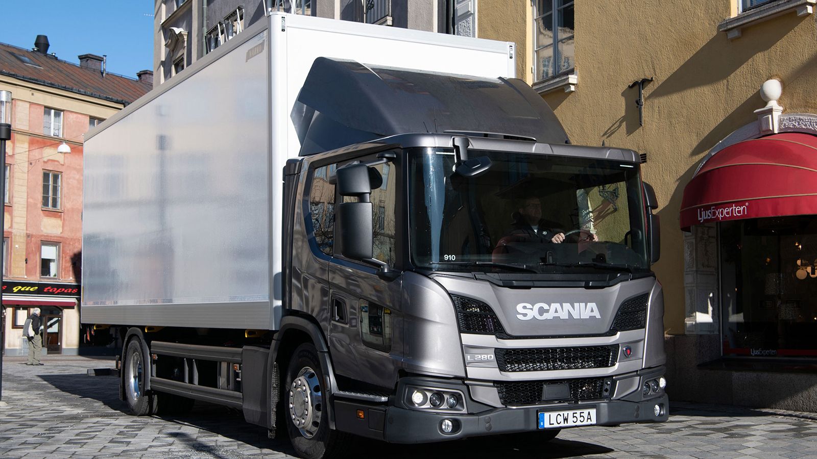 Νέο ηλεκτρικό σύστημα διεύθυνσης από τη Scania