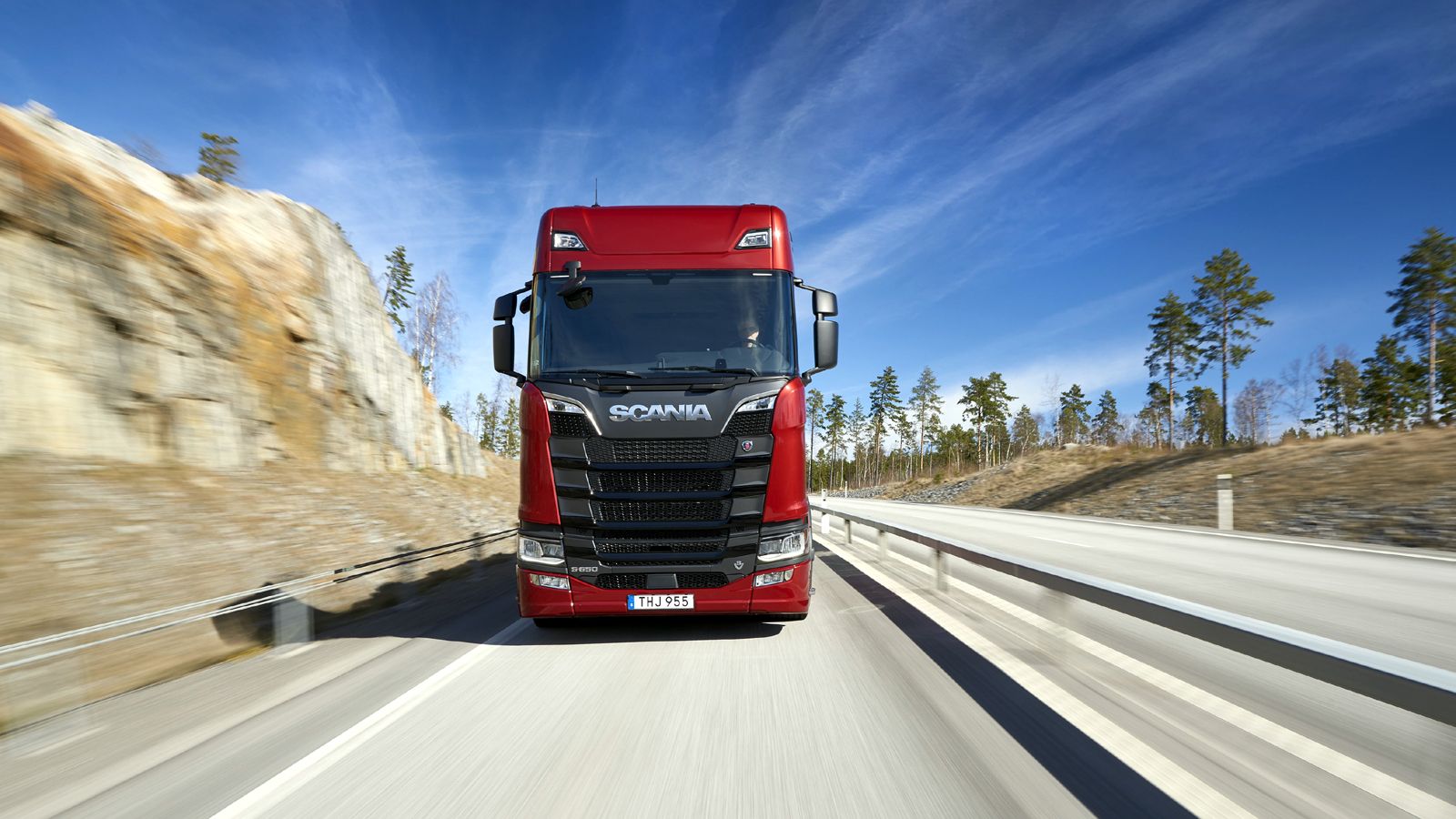 Η Scania παρουσίασε τη νέα γενιά των V8 κινητήρων της που θα είναι διαθέσιμοι σε εκδόσεις με ισχύ 520, 580 και 650 ίππων.