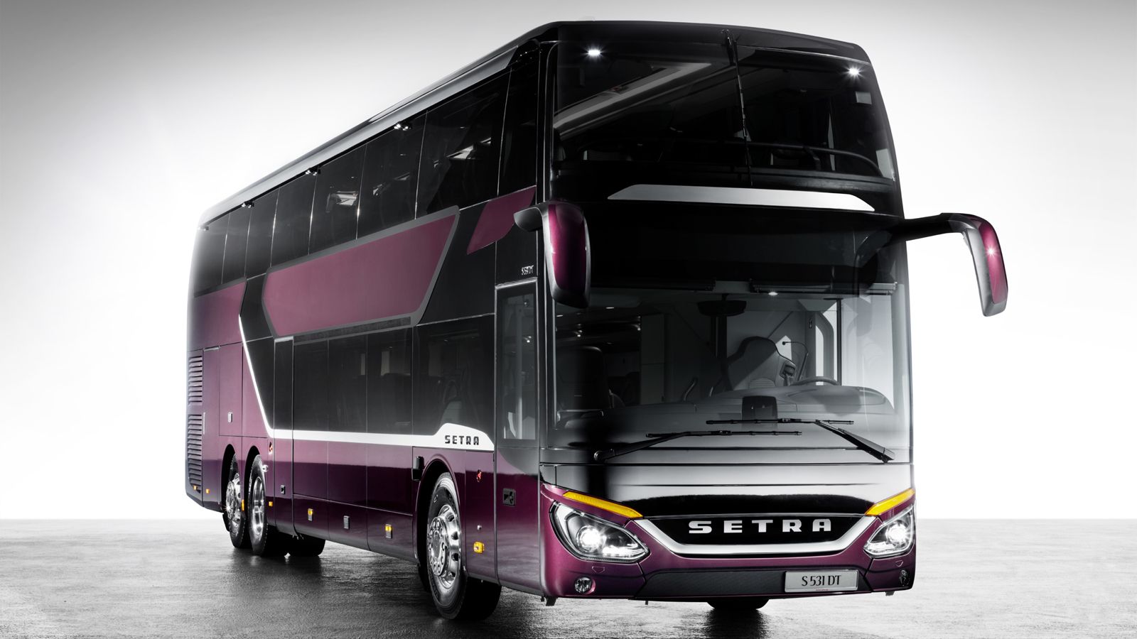 Ένα από τα πιο εντυπωσιακά εκθέματα της Daimler Buses στην προσεχή Busworld θα είναι χωρίς αμφιβολία το νέο διώροφο Setra TopClass S 531 DT.