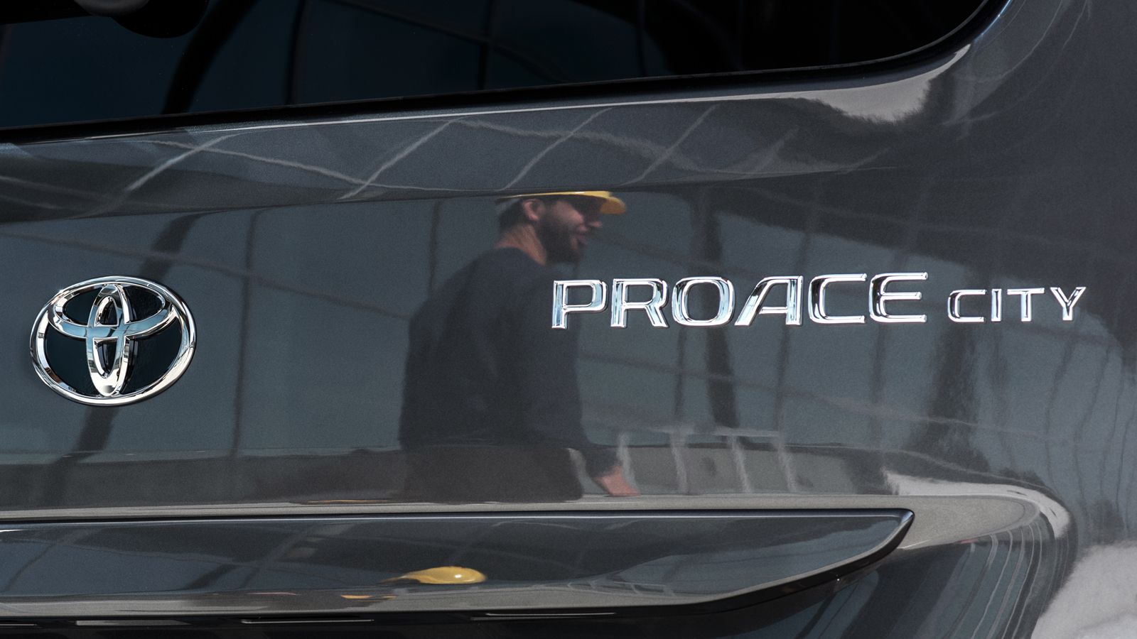 To νέο Vanette που η Toyota θα λανσάρει στην ΕΕ σε συνεργασία με τον Όμιλο PSA θα φέρει την ονομασία «Proace City».