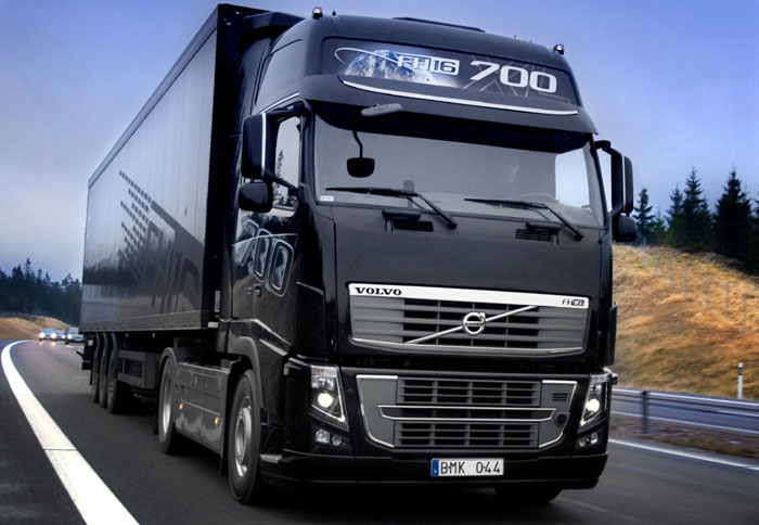 Έξι μήνες με ένα Volvo FH16 700 ίππων