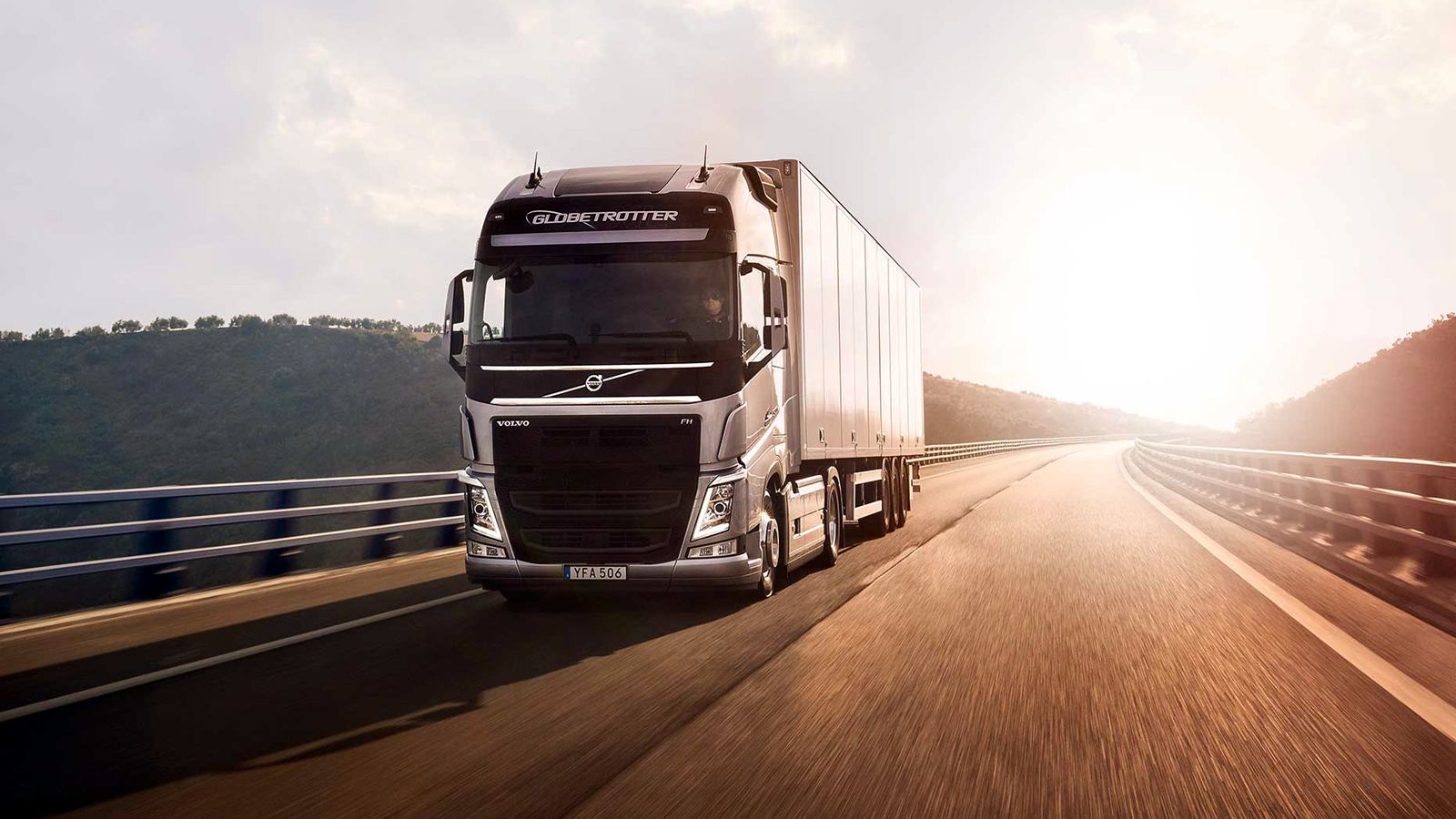 Το νέο Volvo FH με σύστημα «I-Save» είναι σε θέση να μειώσει την κατανάλωση καυσίμου έως και κατά 7% σε δρομολόγια μεγάλων αποστάσεων.