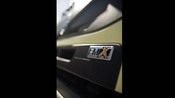 Η μια και μοναδική εικόνα του νέου FMX που η Volvo Trucks διοχέτευσε στο διαδίκτυο, δυστυχώς δεν αποκαλύπτει και πολλά για το νέο μοντέλο. 