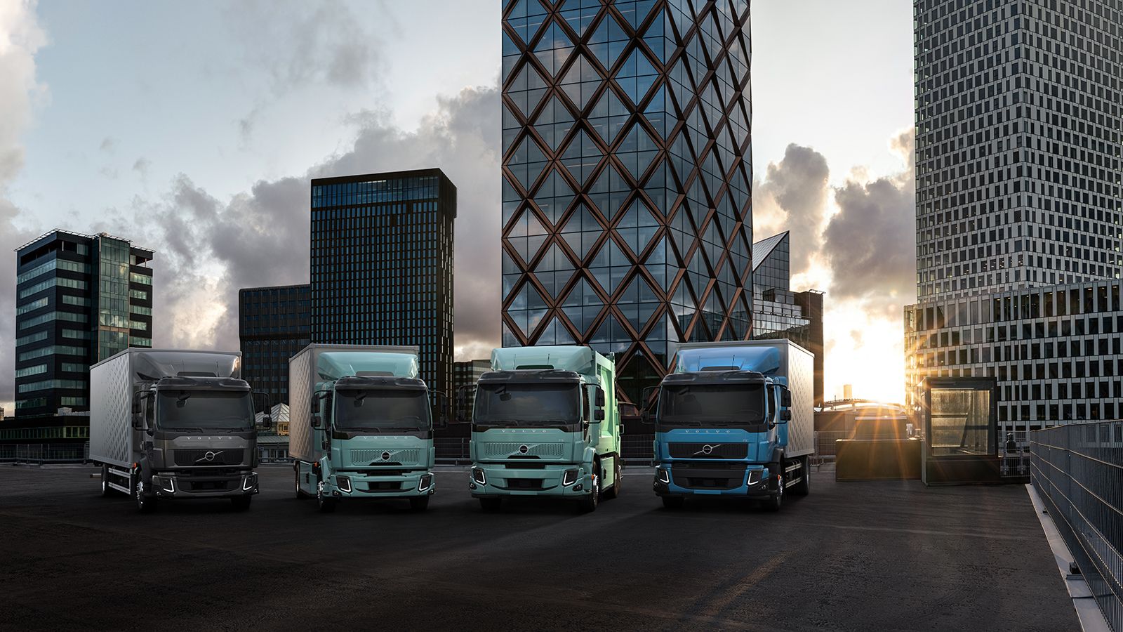 Τα νέα Volvo FL & FE είναι διαθέσιμα σε εκδόσεις με καύσιμο το φυσικό αέριο ή το diesel, καθώς και ως αμιγώς ηλεκτρικά. 