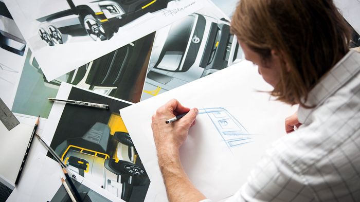 Η εξέλιξη ενός φορτηγού είναι μια πολύπλοκη διαδικασία που ξεκινά πολλά χρόνια πριν από την επίσημη παρουσίαση του οχήματος.