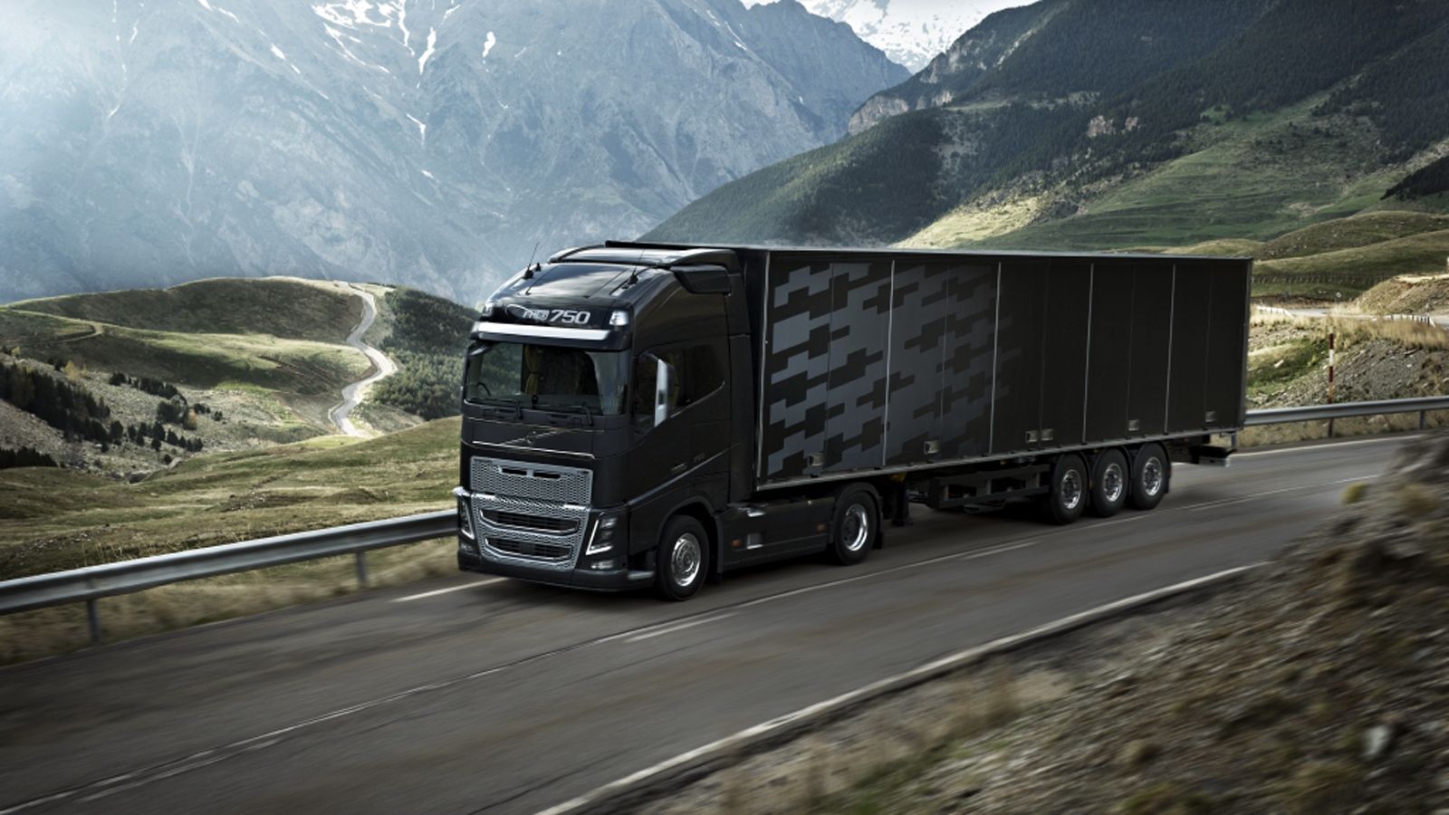 Η Volvo Trucks παρουσίασε ένα νέο –διπλό- σύστημα μπαταριών για τον προαιρετικό εξοπλισμό των μοντέλων FM και FH.