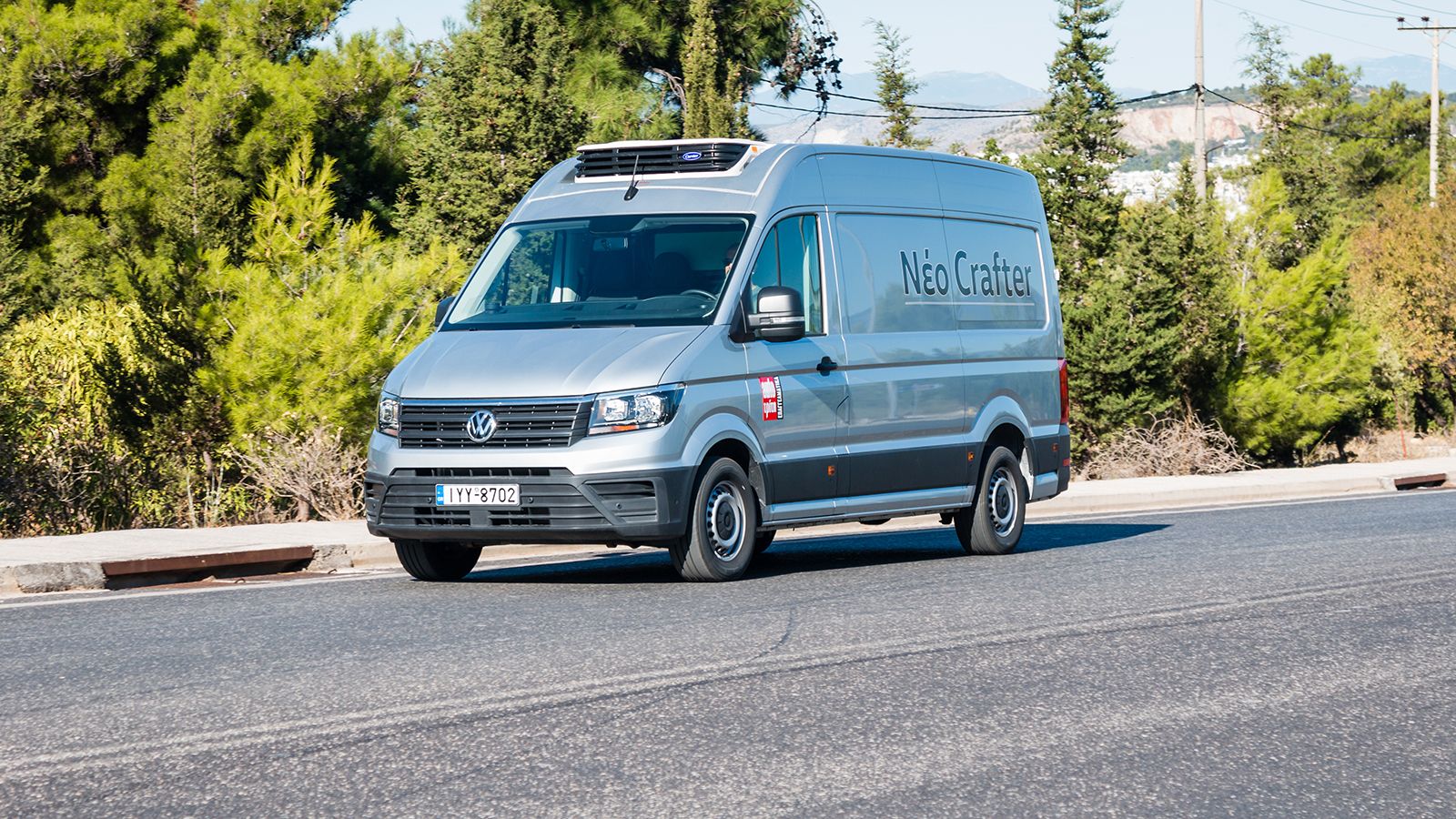 Δοκιμάζουμε το μεγάλο Van της Volkswagen, το Crafter, τον διάδοχο του LT που παρουσιάστηκε πριν από 45 χρόνια.