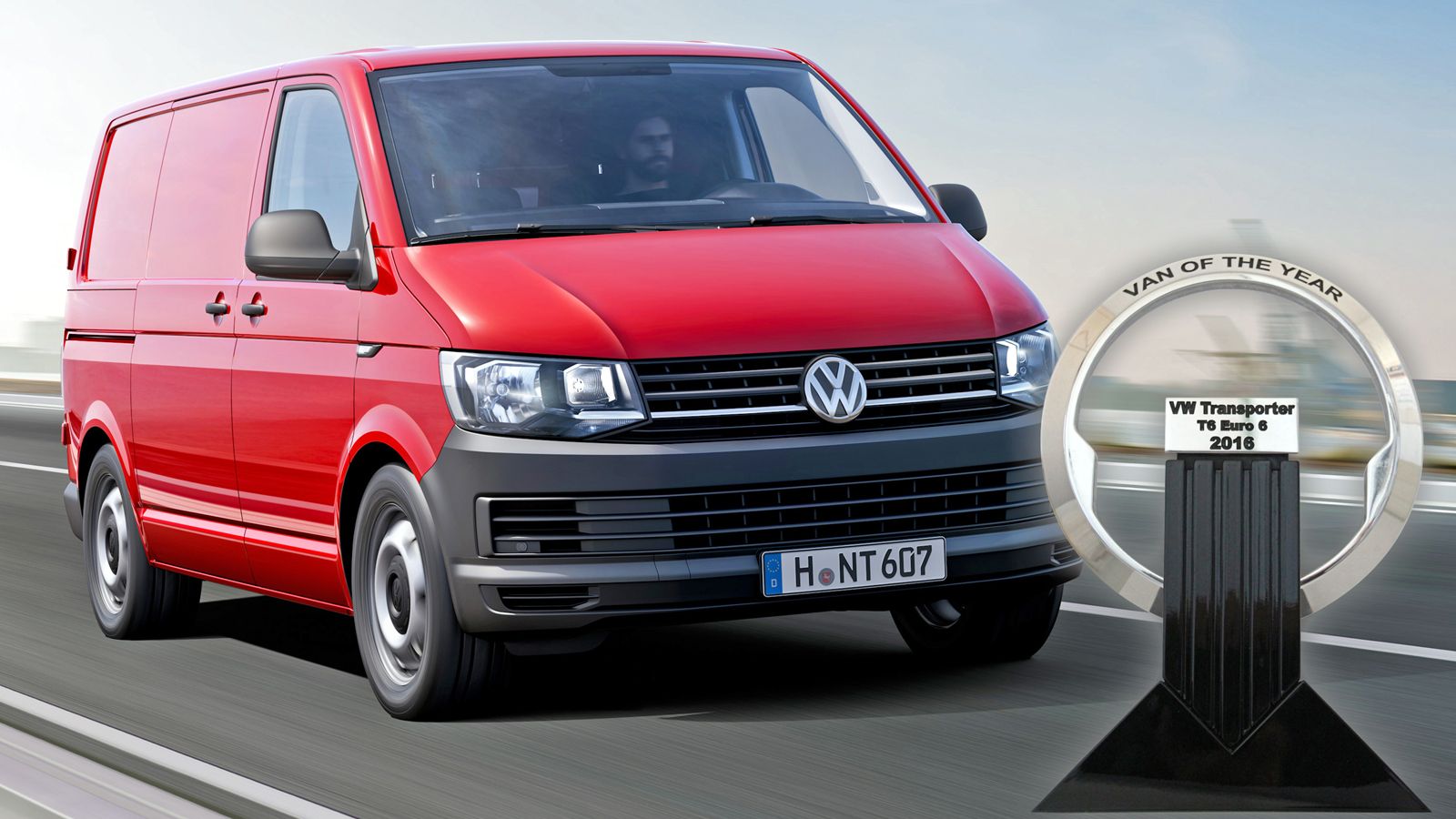 Το νέο VW T6 Transporter απέσπασε για 3η φορά στην ιστορία του (μετά το 1992 και το 2004) τον τίτλο του «International Van of the Year 2016».