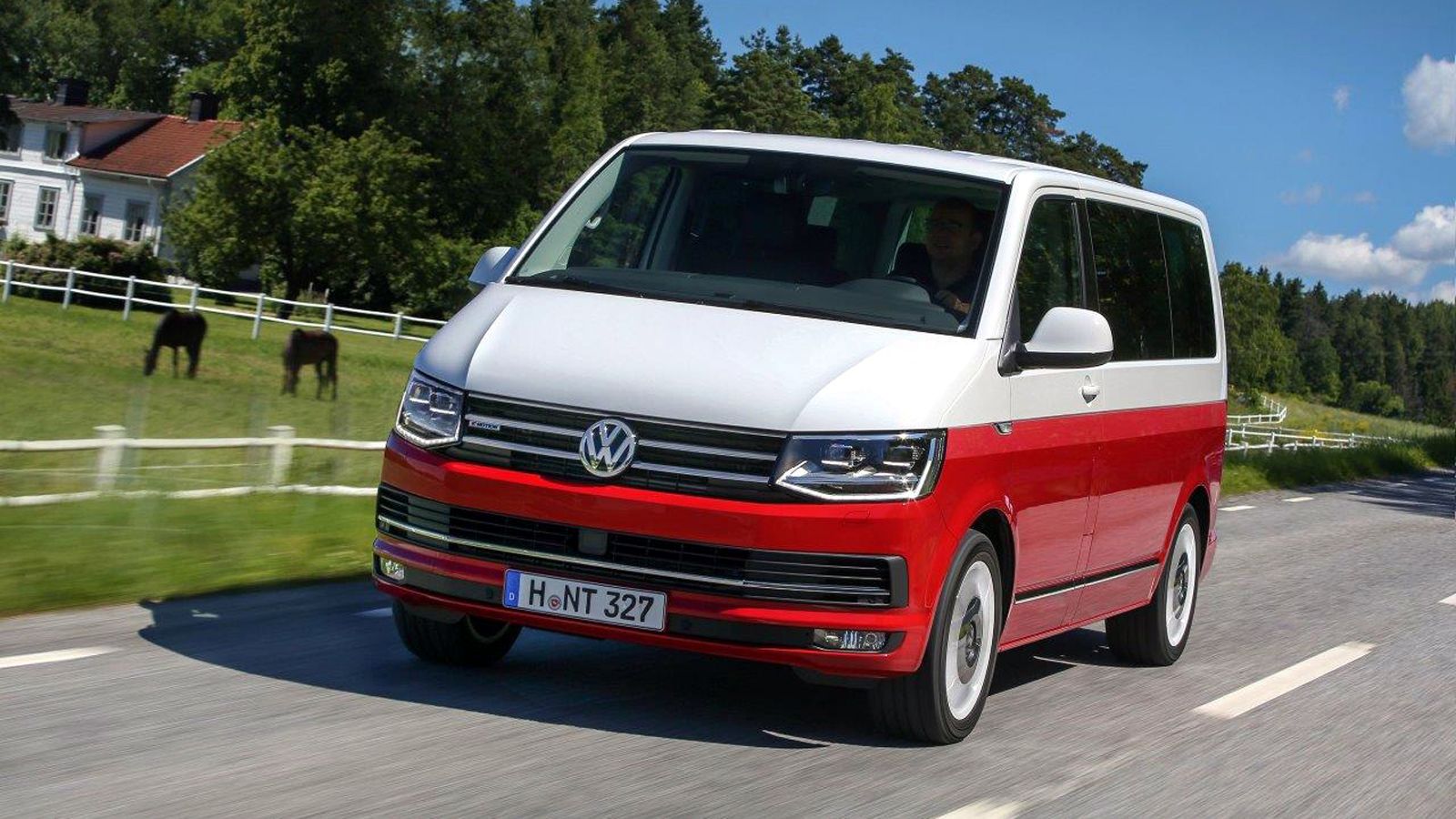 Κατά τη διάρκεια της έκθεσης Auto Festival 2017 στη Θεσσαλονίκη, η Volkswagen θα παρουσιάσει την εντυπωσιακή έκδοση «Multivan» του VW T6 καθώς καιR