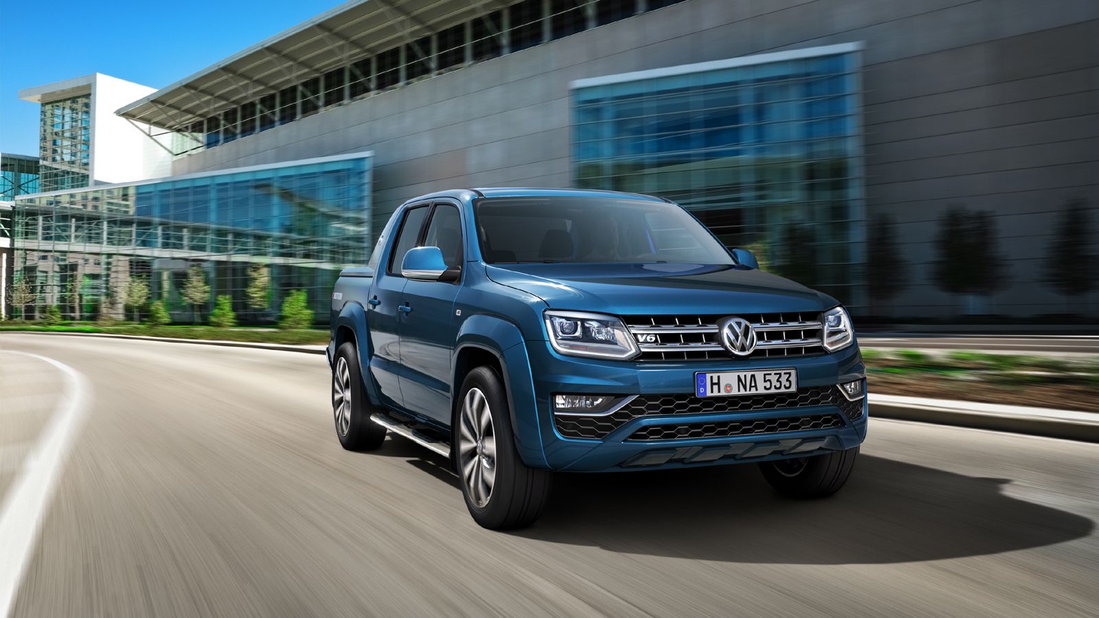 Στο νέο τεύχος του Auto Τρίτη Αγορά Επαγγελματικών, σκιαγραφούμε τις δυνατότητες της νέας γενιάς του Volkswagen Amarok… επί ελληνικού εδάφους.