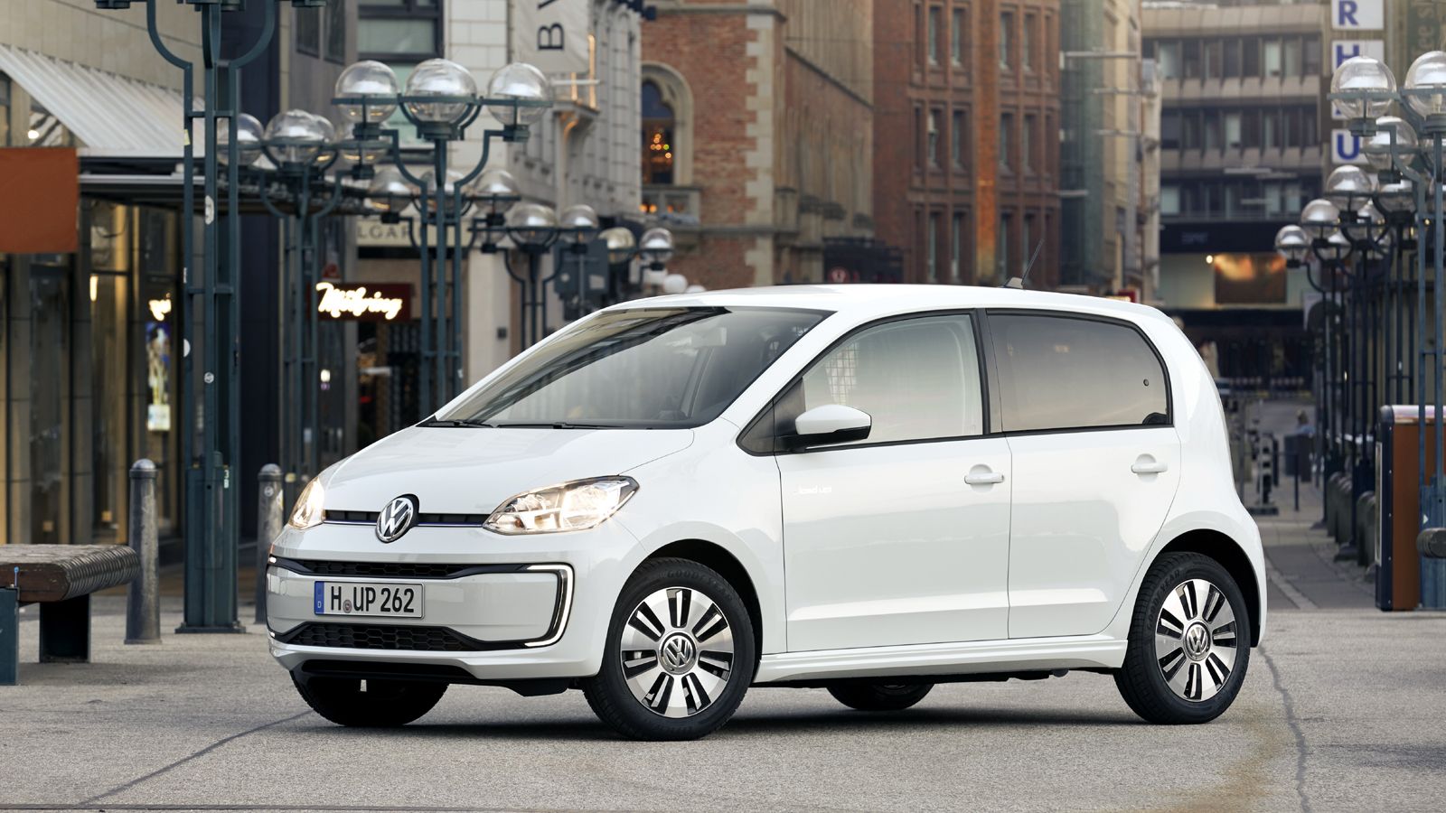 Επιδότηση ύψους από 2.000 – 4.000 ευρώ προσφέρει η ΔΕΠΑ για την αγορά εκδόσεων των VW eco load up! και VW Caddy TGI με κινητήρες φυσικού αερίου.