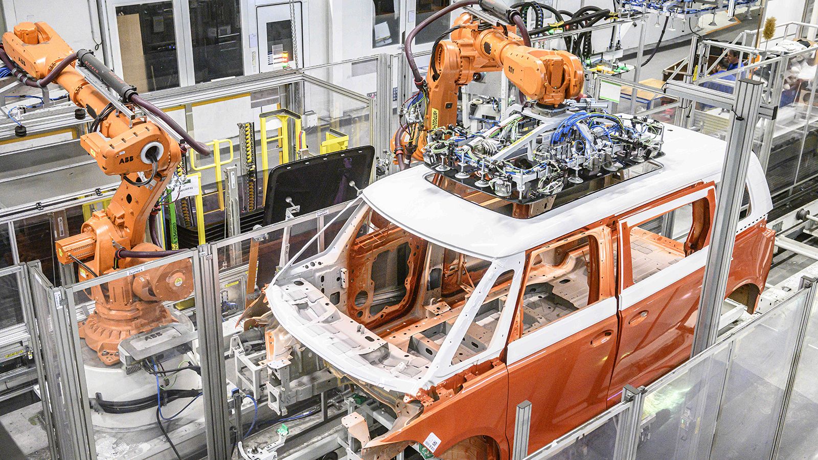 Με αρχική έκταση 750.000m2, το εργοστάσιο της VW στο Ανόβερο θεωρείται πλέον ένα από το πιο σύγχρονα στην Ευρώπη! 