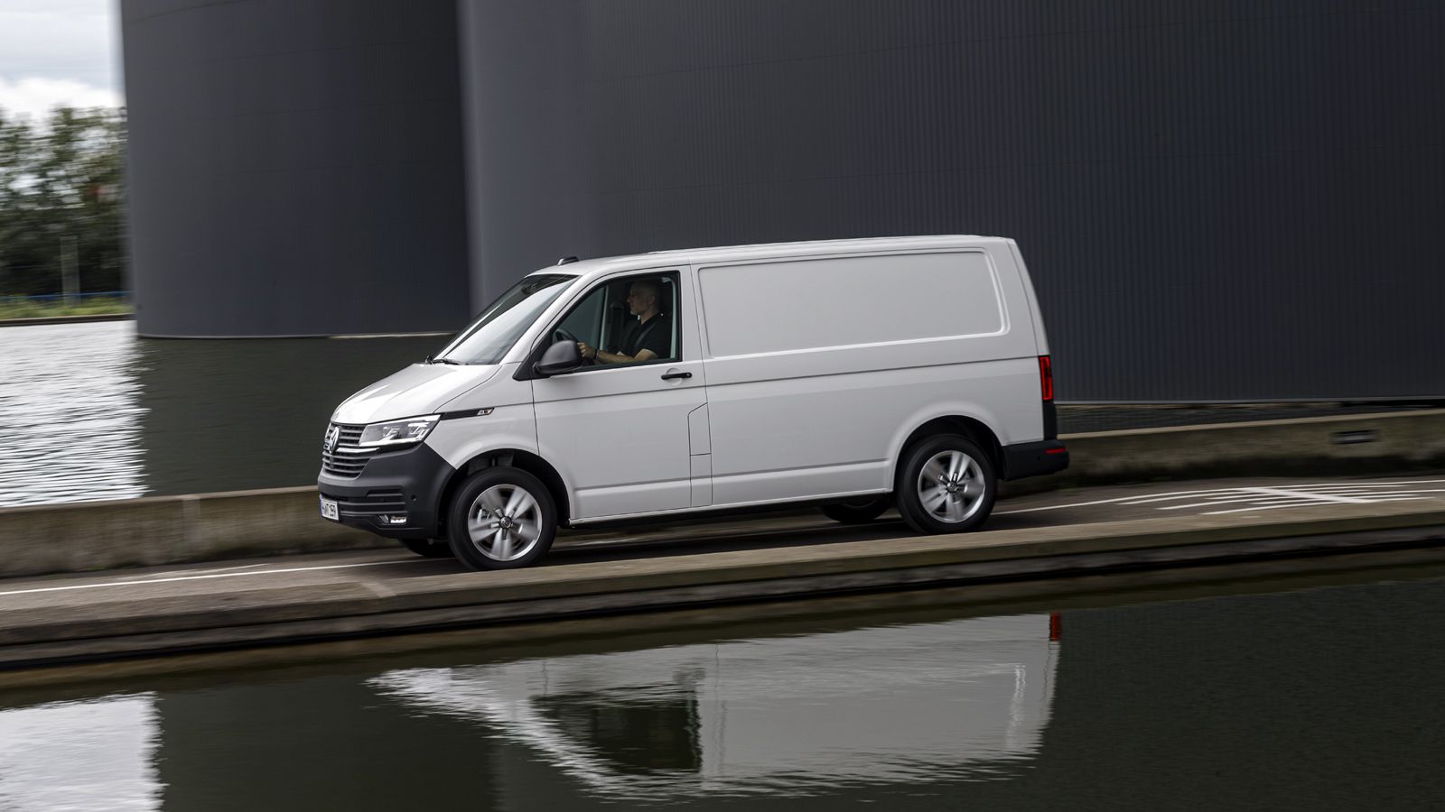 Οι τιμές του νέου VW Transporter T6.1