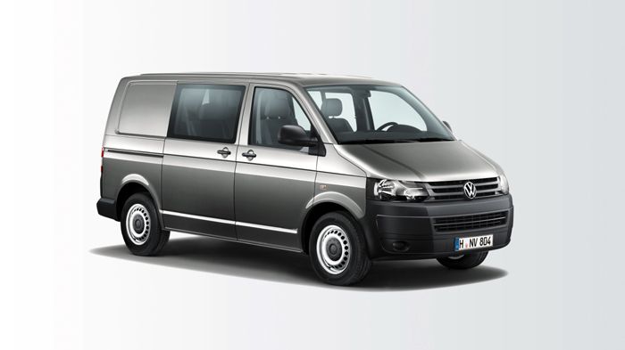 Η νέα έκδοση Kombi Doka Plus του VW Transporter είναι εξοπλισμένη με διπλή σειρά καθισμάτων καθώς και έναν –μεγάλων διαστάσεων- χώρο φόρτωσης.