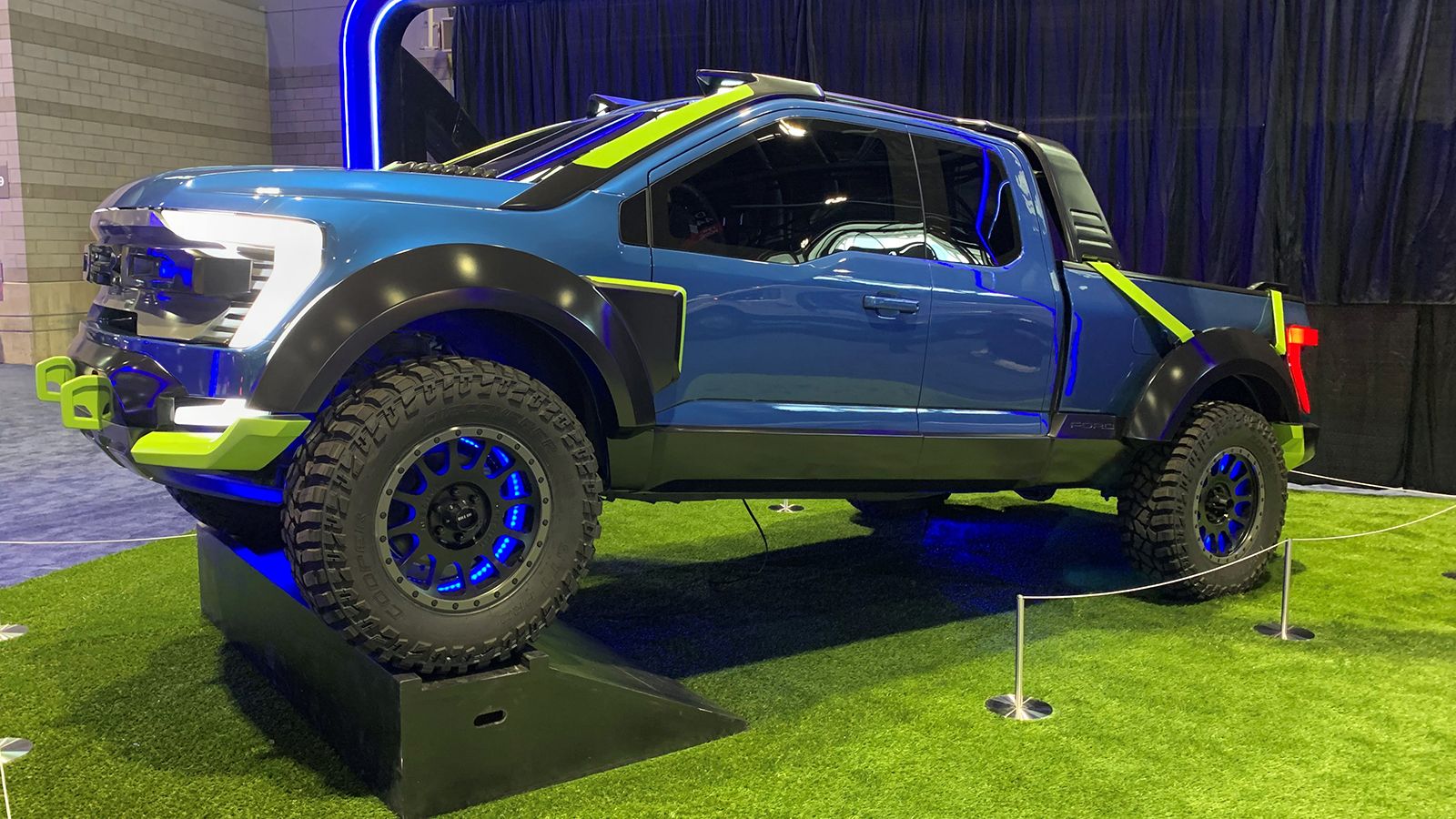 Το Ford F-150 Rocket League Edition με σάρκα και οστά.