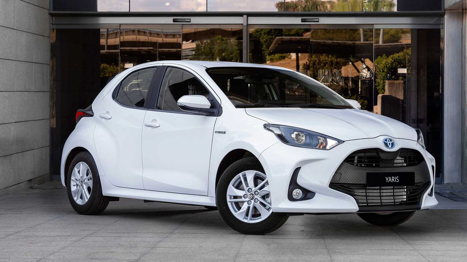 Το νέας γενιάς Toyota Yaris απέκτησε επαγγελματική έκδοση που ακούει στο όνομα Yaris Hybrid ECOVan.