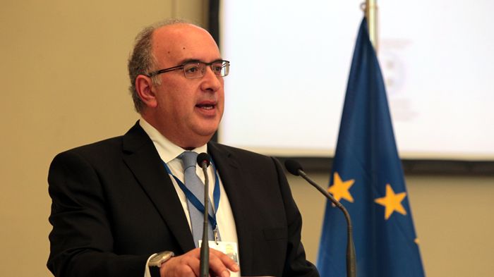 Ο υφυπουργός Μεταφορών, κ. Μιχ. Παπαδόπουλος, παραδέχθηκε πως υπάρχουν προβλήματα στους ελέγχους που πραγματοποιούνται στα φορτηγά.