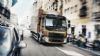 Εντός ή εκτός πόλεως μπορούν να πιάσουν δουλειά τα μεσαία φορτηγά (στη φωτο το Volvo FL).