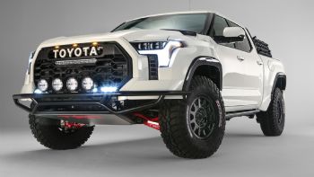 Η Toyota φέρεται να δοκιμάζει το δικό της σκληροτράχηλο Pick-Up, το οποίο θα στηρίζεται στο πρωτότυπο TRD Desert Chase Tundra της περυσινής έκθεσης SEMA.