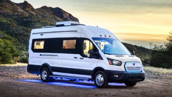 Το Winnebago e-RV Concept αποτελεί τη μετατροπή του Ford Transit σε ένα ηλεκτρικό αυτοκινούμενο τροχόσπιτο.