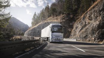 Η Volvo συστήνει νέα λειτουργία διακοπής & εκκίνησης του κινητήρα!