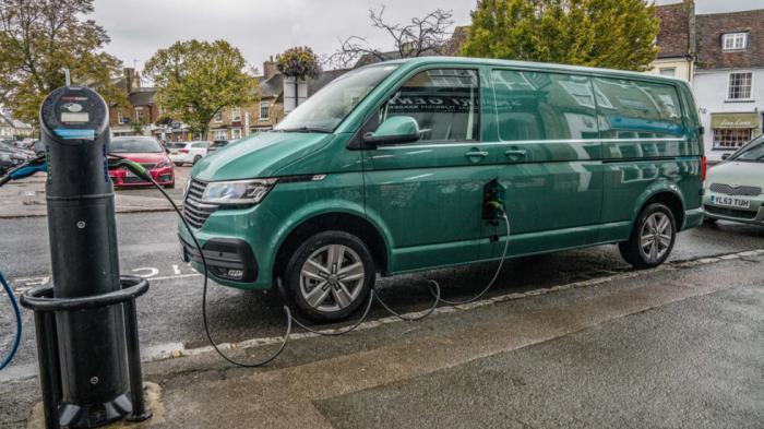 Γιατί οι επαγγελματίες εμπιστεύονται όλο και περισσότερο τα ηλεκτρικά Vans;
