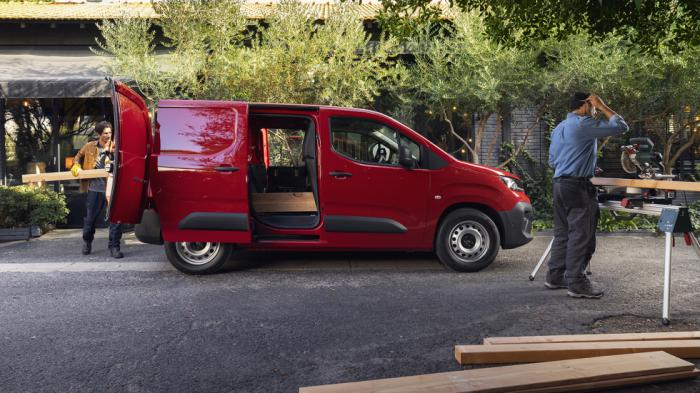 Ποιες είναι οι προτάσεις της κατηγορίας των Μικρών ηλεκτρικών Vans στην Ελλάδα αυτήν τη στιγμή; Ανακαλύψτε όλα τα μοντέλα!