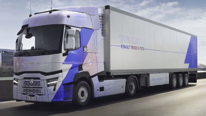 Τα νέα Renault Trucks E-Tech T (φωτό) και E-Tech C, θα λανσαριστούν με έως 666 hp ισχύος και μπαταρίες μέχρι 540 kWh. Υπόσχονται Φόρτιση σε 2,5 ώρες και αυτονομία έως 500 χλμ. Θα είναι διαθέσιμα σε εκ