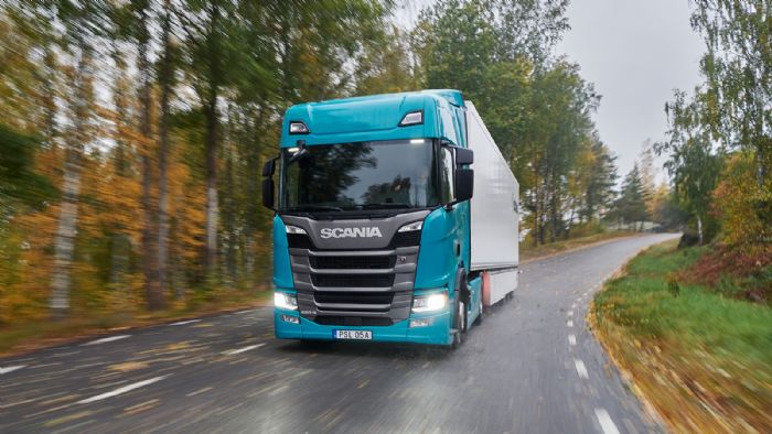 Πρώτη θέση στο Τεστ των 1.000 πόντων για το Scania 460 R που εμφάνισε στην πίστα κατανάλωση 27,1 λτ./100 χλμ.