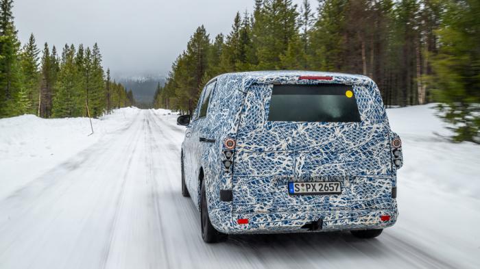 Τα Vans της Mercedes-Benz πέρασαν το crash test του Αρκτικού Κύκλου! 