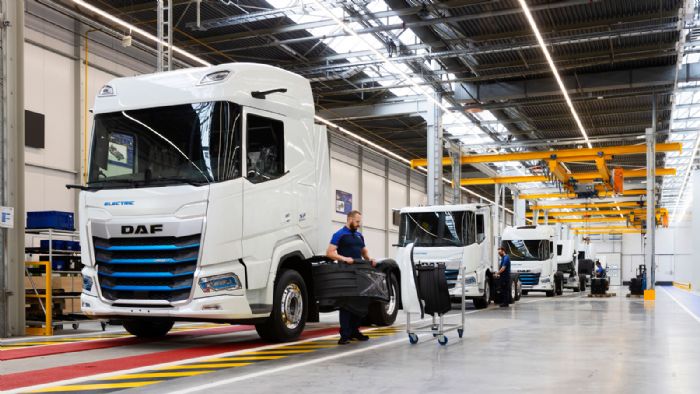 DAF: Ξεκινά η λειτουργία του νέου εργοστασίου ηλ. φορτηγών 