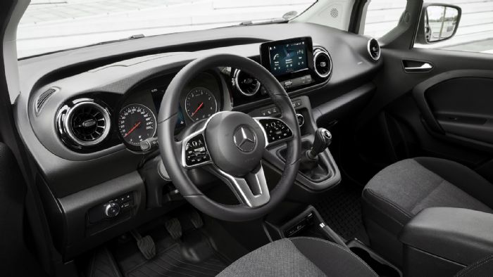 Δεν έχει να ζηλέψει σε τίποτα τα επιβατικά οχήματα, το εσωτερικό (και όχι μόνο) του νέου Mercedes-Benz Citan.