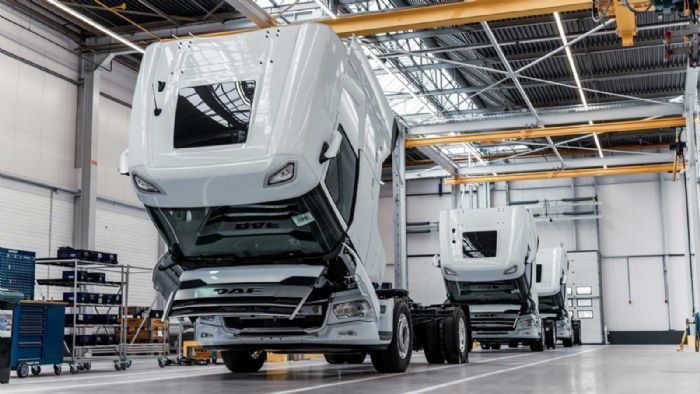 DAF: Ξεκινά εργοστάσιο συναρμολόγησης ηλεκτρικών φορτηγών 