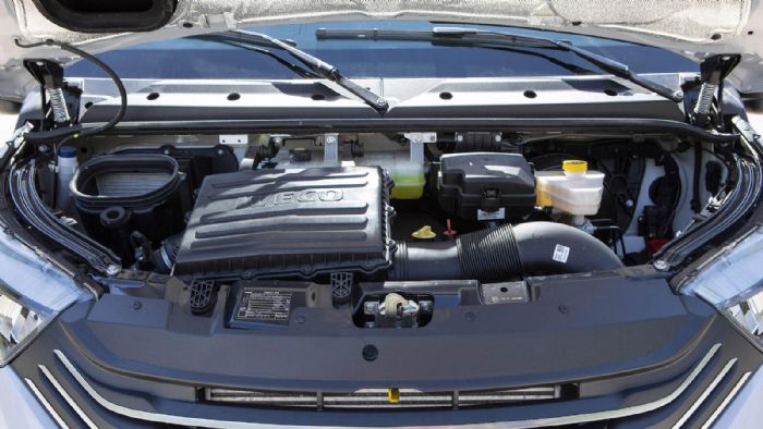 Με ισχύ 136 hp και ροπή 350 Nm ο κινητήρας φυσικού αερίου του Daily Access CNG, που συνεργάζεται με το 8τάχυτο αυτόματο κιβώτιο «Hi-Matic».